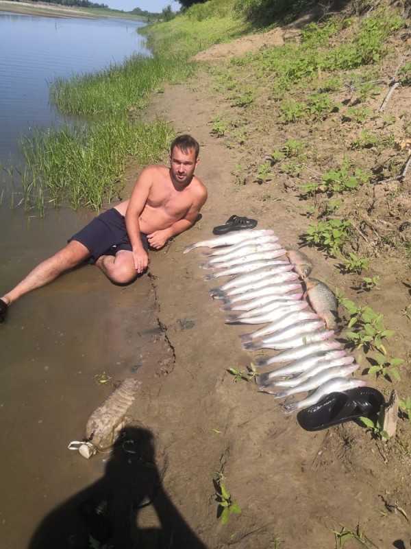 Создать мем: вячеслав зубков, долгобродское водохранилище рыбалка, рыбалка