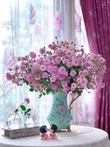 Создать мем: цветы в вазе, нежный букет цветов в вазе, цветы красивые