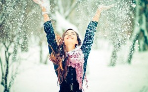 Создать мем: счастье зимой, зимние фотографии, девушка