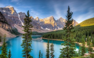 Создать мем: moraine lake, национальный парк банф, горы озеро на рабочий стол