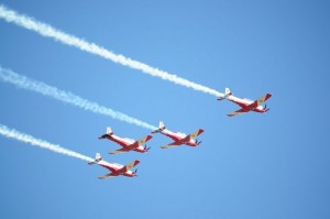 Create meme: türk yıldızları, flight, Airshow bias 2018