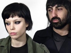 Создать мем: элис гласс и итан кэт, crystal castles абу, crystal castles