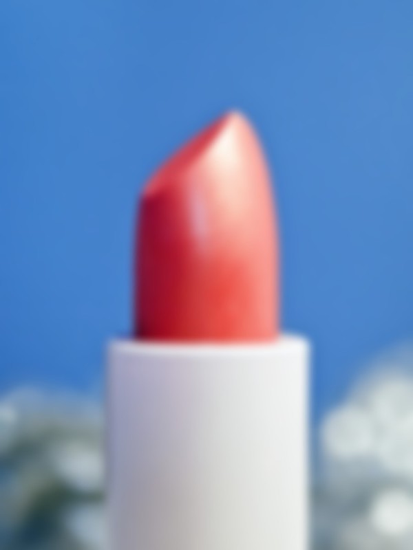 Create meme: lipstick , bright lipstick, moisturizing lipstick