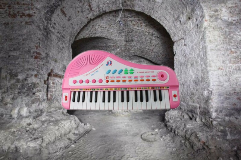 Create meme: children's piano with microphone, the dungeons of the Moscow Kremlin, children's piano