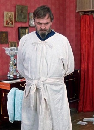 Create meme: ivan iii vasilyevich, ivan vasilyevich changes his profession 1973, Ivan Vasilyevich in a straitjacket