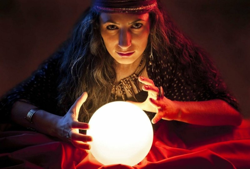 Create meme: a fortune teller with a crystal ball, the image of a fortune teller, magic ball fortune tellers