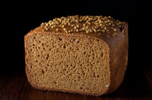 Создать мем: ржаной, a loaf of bread, хлебопечка