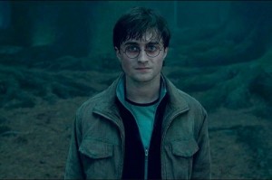 Создать мем: harry potter and deathly hallows, дэниел рэдклифф, джоан роулинг гарри поттер и философский камень