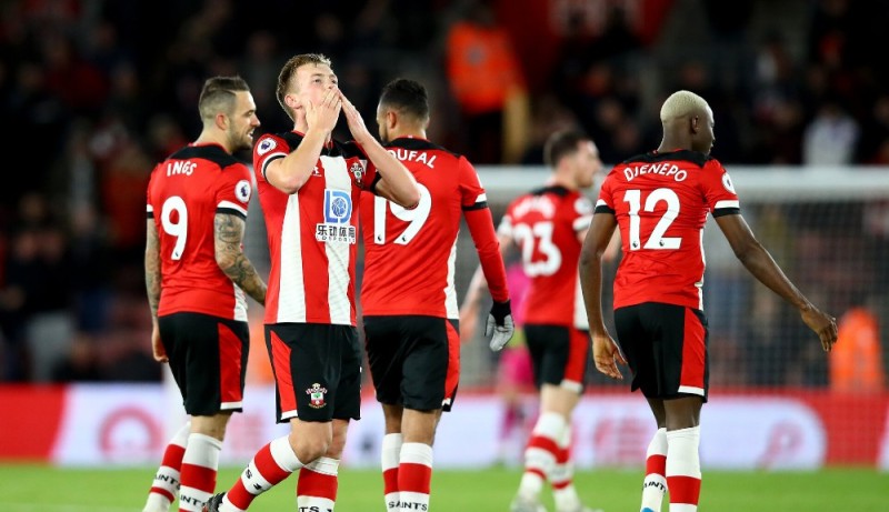 Создать мем: арсенал саутгемптон, саутгемптон, southampton fc