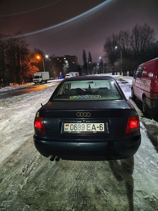 Создать мем: Audi A4 I (B5) Рестайлинг, ауди а 4 1997, ауди а 4 1996