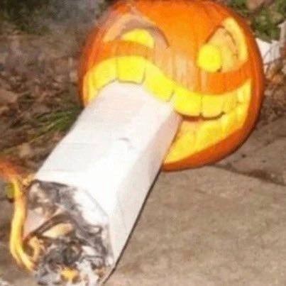 Создать мем: тыква, дымящаяся тыква на хэллоуин, тыква на хэллоуин рыгающая