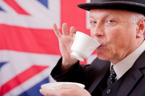 Создать мем: беседа англичан, чаепитие англичан, англичанин с чашкой