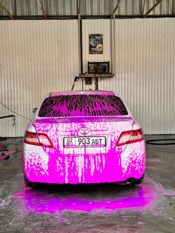 Create meme: sink , toyota camry in colored smoke, neo car wash