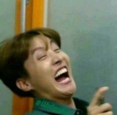 Create meme: Korean, hook laughing meme, bts funny face