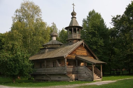 Создать мем: церковь георгия победоносца в коломенском (деревянная), деревянное зодчество великий новгород, новгород музей деревянного зодчества витославлицы