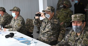 Создать мем: армия казахстана, министр обороны казахстана, военные учения 2021