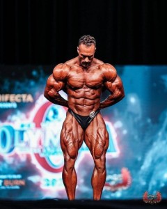 Создать мем: mr olympia, победитель арнольд классик 2021, мистер олимпия