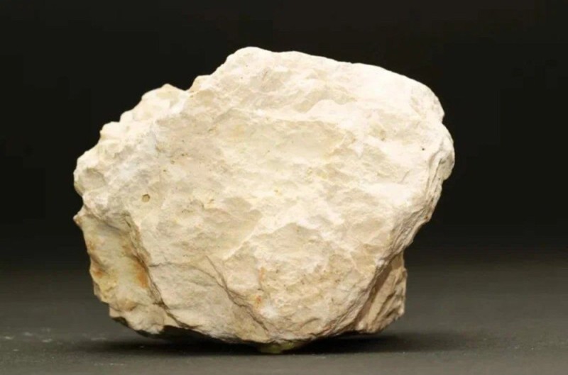 Create meme: limestone is a mineral, limestone stone, anhydrite is a mineral