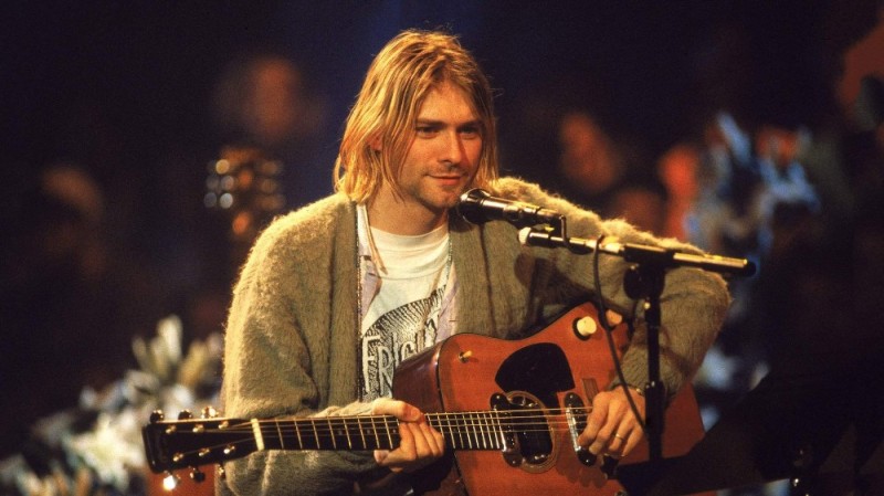 Create meme: Francis Bean Cobain, Kurt Cobain with a guitar, Kurt Cobain Nirvana
