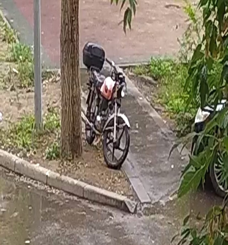 Create meme: stole the bike, bike theft, bike 