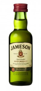 Создать мем: джемесон 0,5 irish whiskey, виски джеймсон 0,5, jameson виски 0.5