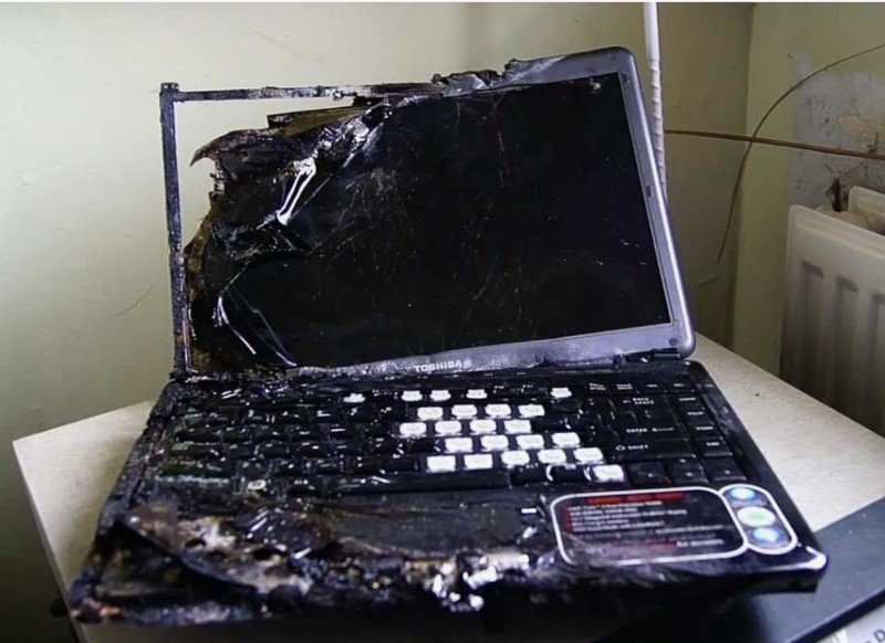 Create meme: a broken laptop, burnt laptop, I smashed my laptop