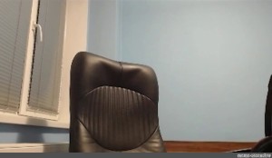 Создать мем: кожаное кресло, кресло офисное, стул папича стримит