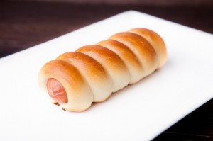 Create meme: sausage roll pictures, sausage in the dough png without background, sausage in the dough png on a transparent background