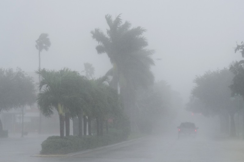 Создать мем: ураган, ураган харви, hurricane irma