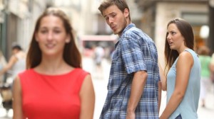 Создать мем: тема distracted boyfriend, женщина, неверный парень мем