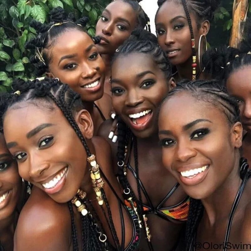 Create meme: beautiful dark-skinned women, African girl, natural hair