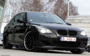 Создать мем: bmw e60 v10, bmw e60, бмв м5 е60 черная