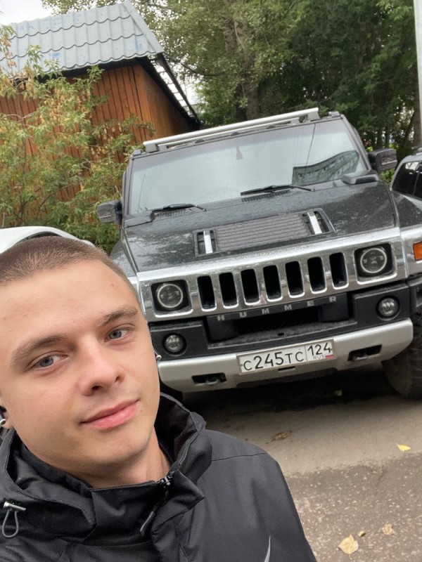 Создать мем: элджей хаммер, машина hummer, brilliants машина