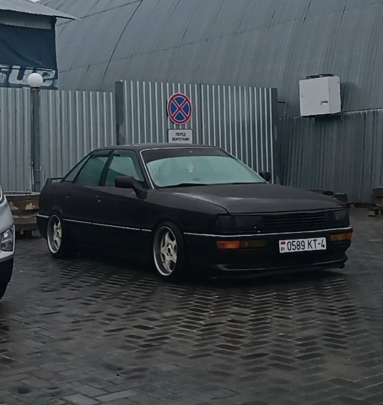 Create meme: audi 80 b3, audi 80 b3, Audi 80 in 3