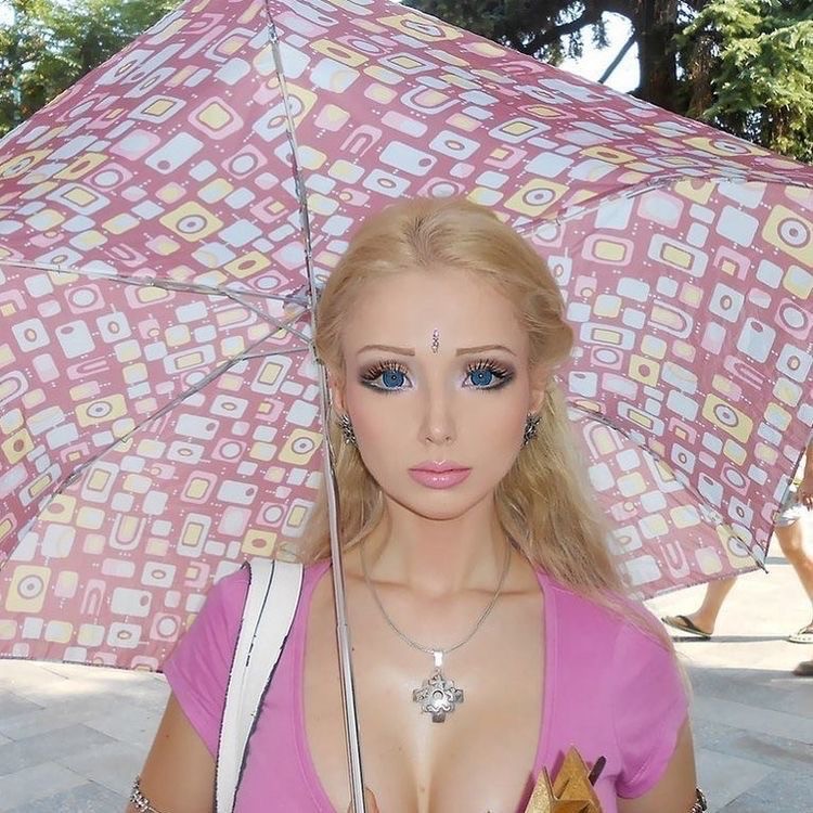 Create Meme Valeria Lukyanova Valeria Lukyanova Barbie Doll Live
