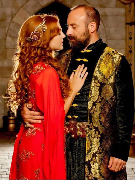 Create meme: The magnificent century of Hurrem and Suleiman, magnificent century hürrem Sultan, The magnificent century of Hurrem Sultan and Sultan Suleiman