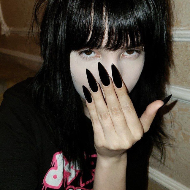 Create meme: long black nails, long nails are beautiful, nails 