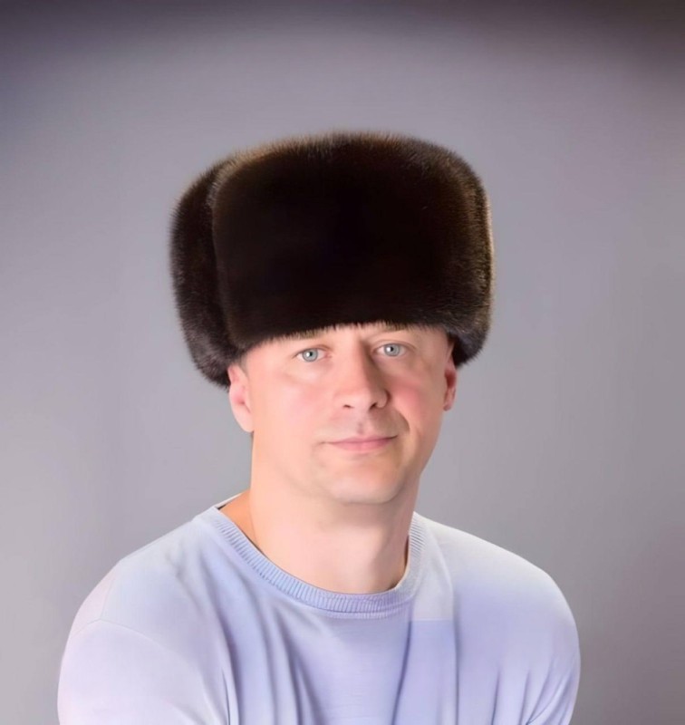 Create meme: men's fur hat, fur hat, men's fur hat of the USSR