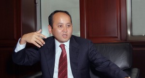 Create meme: Mukhtar Ablyazov in the government, Mukhtar Ablyazov, banker Mukhtar Ablyazov