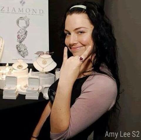 Создать мем: amy lee, эми ли evanescence, эми ли эванесенс