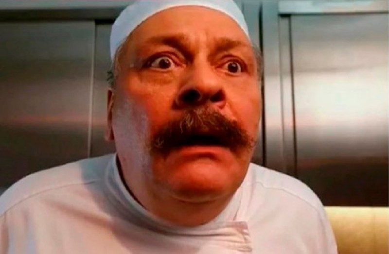 Create meme: Viktor Barinov , chef from the kitchen, chef kitchen TV series