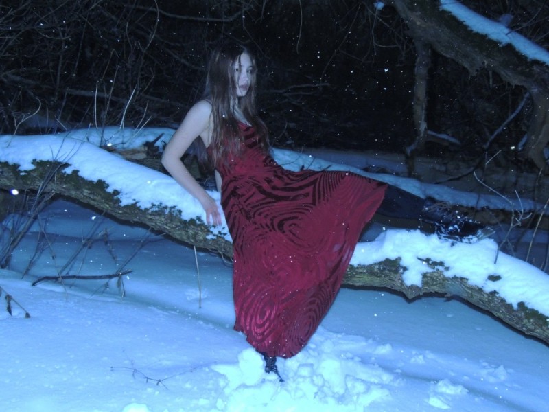 Create meme: A girl in a winter forest, A girl in the woods in winter, photo shoot in winter