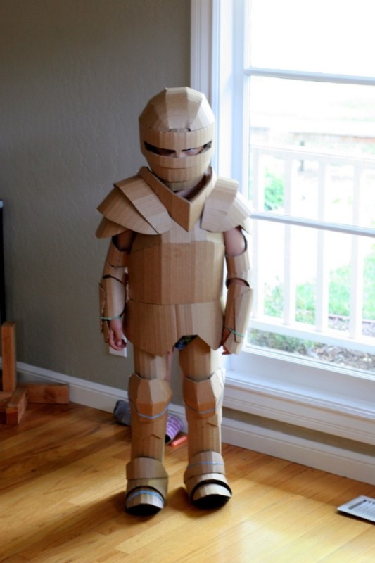 Create meme: cardboard armor, robot costume made of cardboard, the knight's costume