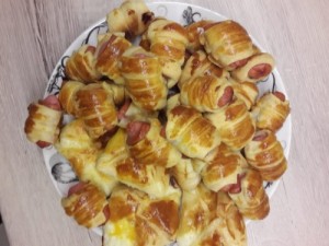 Создать мем: nefis yemek tarifleri, croissants, açma