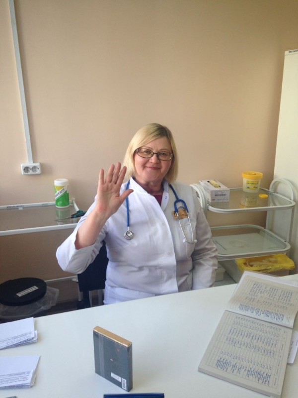 Create meme: Kalashnikova Elena vladimirovna pediatrician Odintsovo, pediatrician, woman 