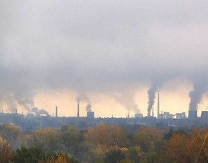 Создать мем: загрязнение, нлмк завод липецк вид с воздуха, самый грязный город