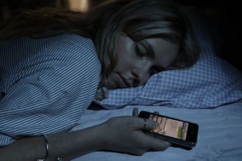 Create meme: I fell asleep with the phone in my hands, a person sleeps with a phone, mobile phone 