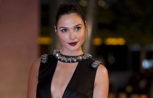 Create meme: Gal gadot in evening dress, gala gadot, gadot actress