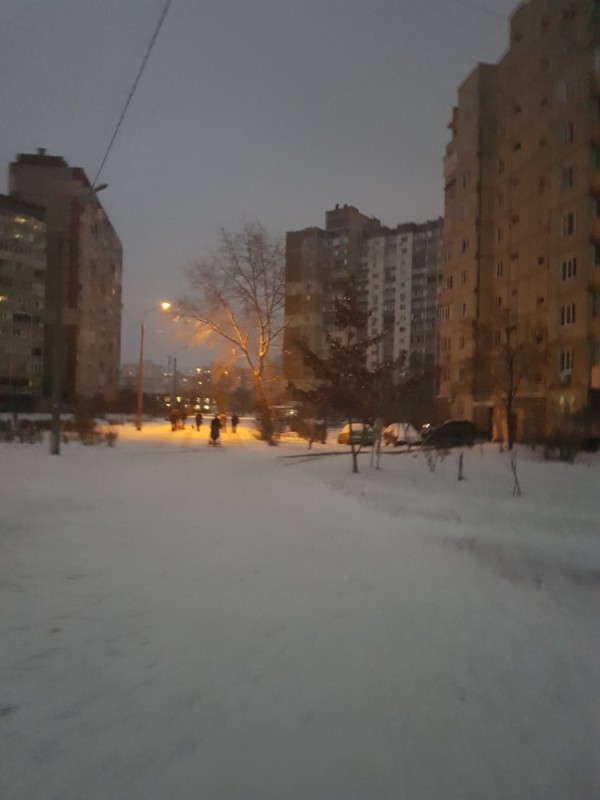 Create meme: night landscape , snow , winter in Severodonetsk