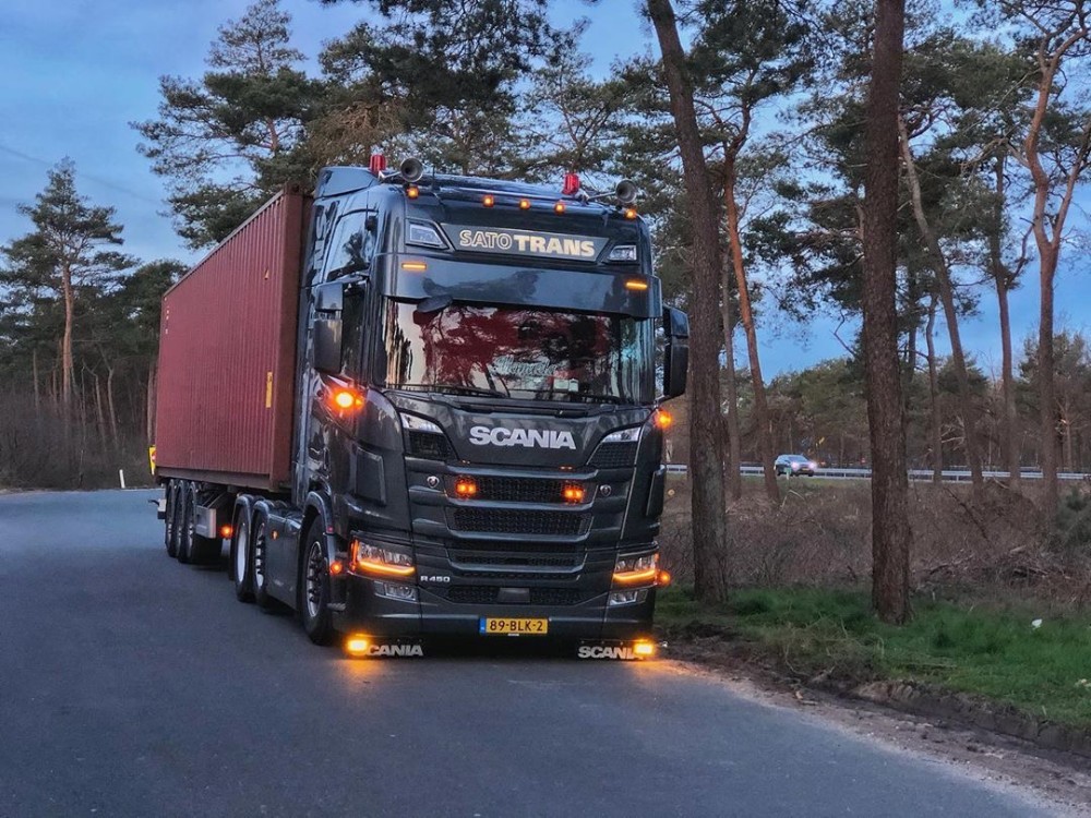 Scania r730